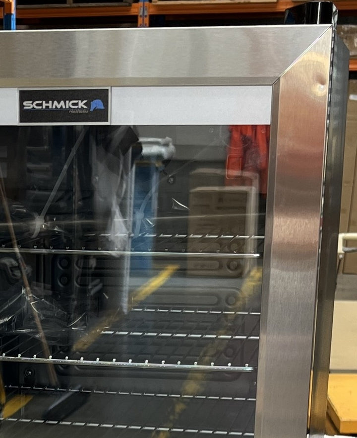 SMALL DENT TOP RIGHT CORNER