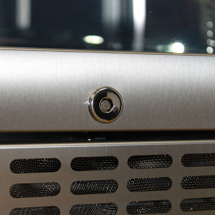 Lockable Door